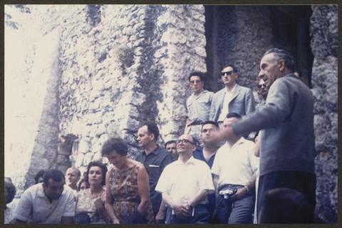  7 photos de Freinet avec un groupe de personnes