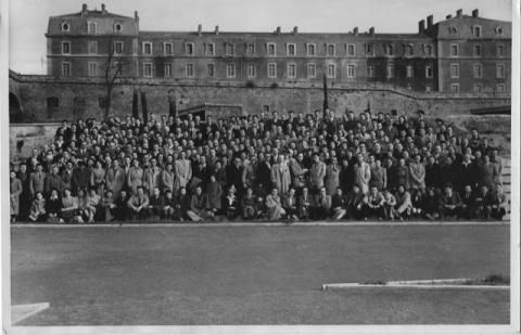 Stage international été 1954 Vanves